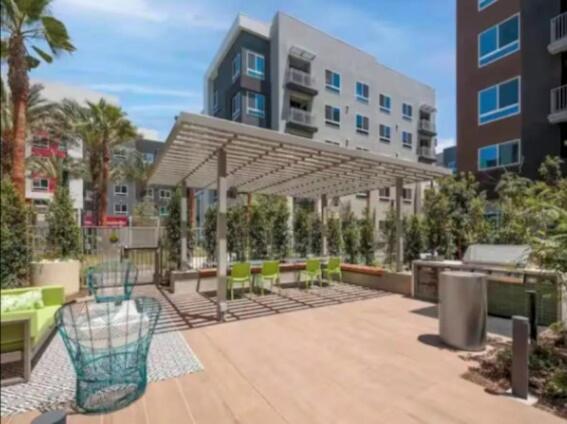 Spacious 2 Bedroom Apartment Near Disneyland And Anaheim Convention Center Exterior photo